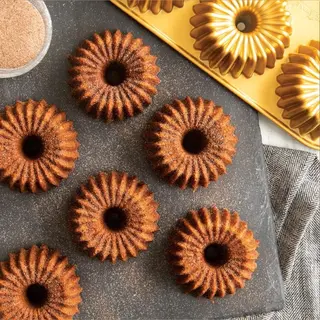 Nordic Ware Backform Brilliance Bundtlette Pan Aluminium Gold, 38cm X 22, 2cm, Nw 93377