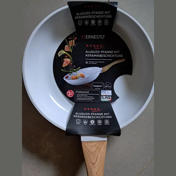Ernesto Gegoten Aluminium Pan - 28 Cm - Wit - Keramische Antiaanbaklaag - Keramische Coating thumbnail