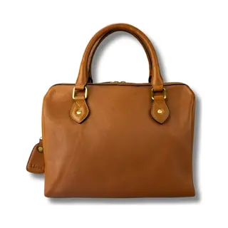 Leren Handtas Dames – Cognac – Babette – Echt Rundleer – Verstelbare Schouderband – Ritsvakken – Stijlvol & Praktisch – Just Lioné