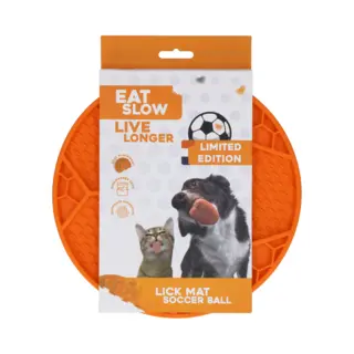 Eat Slow Live Longer Leckmatte Fußball - Orange - Ø 22 Cm