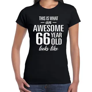 Bellatio Decorations Awesome 66 Year - Geweldig 66 Jaar Cadeau T-shirt Zwart Dames - Verjaardag Cadeau M