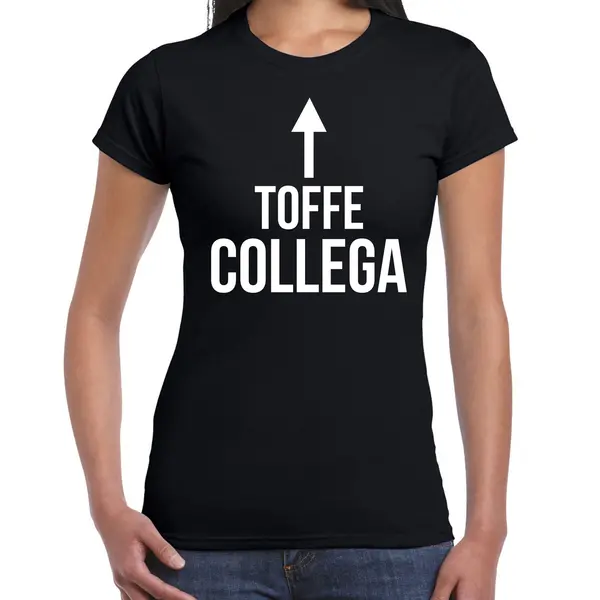 Bellatio Decorations Toffe Collega Met Pijl - Fantastische Collega Cadeau T-shirt Zwart Dames - Kado Shirt / Verjaardag Cadeau L thumbnail