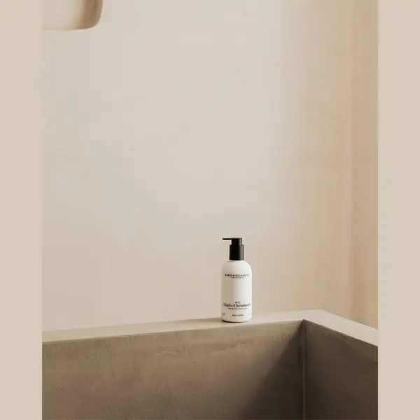 Marie-Stella-Maris Bodylotion Objets D'Amsterdam - Hydraterende Body Lotion - 300 Ml thumbnail