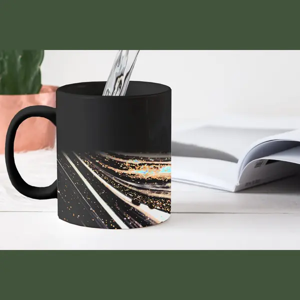 OneMillionMugs Magische Mok - Foto Op Warmte Mokken - Koffiemok - Marmerlook - Zwart - Goud - Wit - Glitter - Marmer - Magic Mok - Beker - 350 Ml - Theemok thumbnail