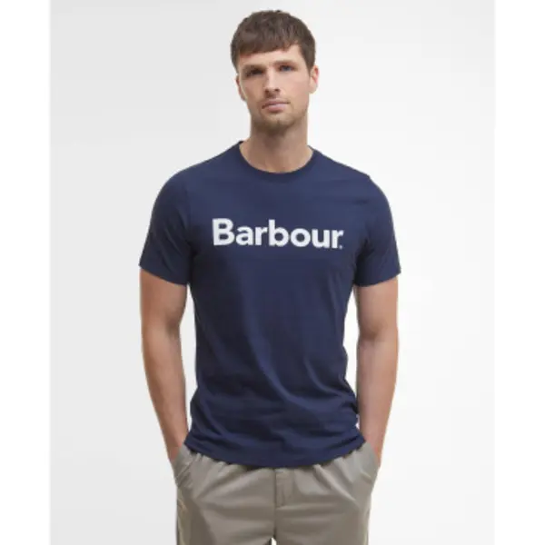 Barbourvoor Mannen. MTS0531 Logo T-shirt Marine (M), Casual, Katoen, Korte Mouwen, Marineblauw thumbnail