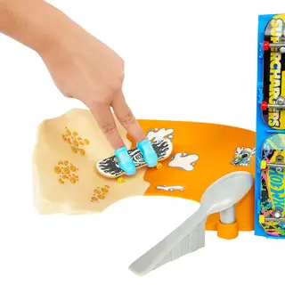 Hot Wheels Skate Tony Hawk Cereal Skate Bowl Fingerboard Set with 1 Exclusive Board & Pair of Skate Shoes