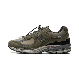 New Balance M2002RDN Protection Pack Dark Moss - Sneaker - Groen - Maat 40.5