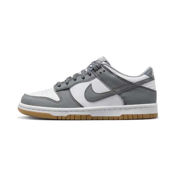 Nike Dunk Low - Sneaker - Heren - Wit/grijs - Maat 39 thumbnail