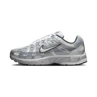 Nike P-6000 Metallic Silver Wolf Grey Herren Sneaker Summit-White IH4465-095 42.5