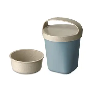 Snackbox-met-deksel-en-inzet-0-5-l-natuur-bloemen-blauw-organic-bio-circular-koziol-buddy