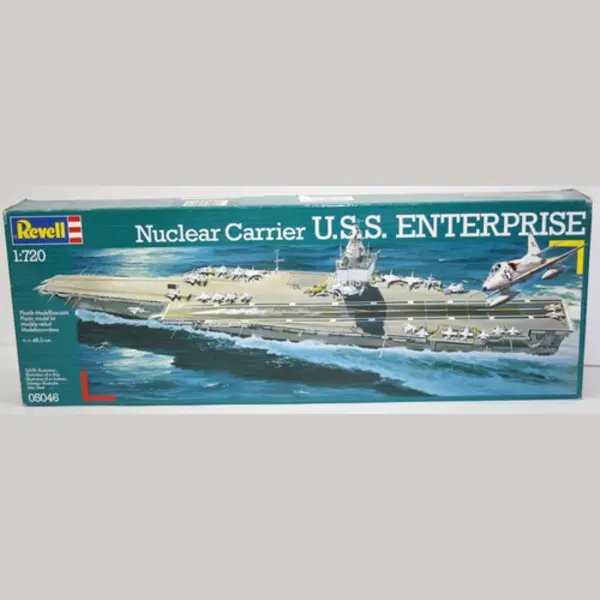 Revell U.S.S. Enterprise Marineschipmodel Montagekit 1:720 thumbnail