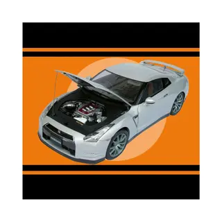 Ixo Collections Nissan Gt-R 2011 - Metalen Modelbouwpakket Auto 1, 8 - Zilver