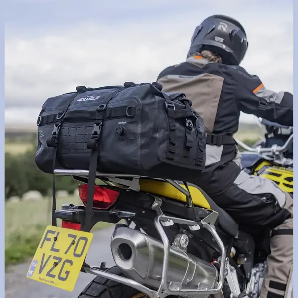Oxford Aqua Rolltas - 50 Liter Inhoud - Schoudertas - Zadeltas - 100% Waterdicht - Ideaal Voor Vakantie Of Transport - Met Harde Bodem thumbnail