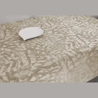 Jacquard Geweven Gecoat Luxe Tafellaken - Tafelzeil - Tafelkleed - Calera Taupe - Hoogwaardig - Opgerold Op Dunne Rol - Geen Plooien - Rechthoekig -