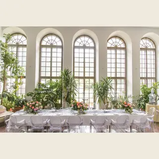 Partydeco Tafelkleed/tafellaken - Wit - 180 X 300 Cm - Polyester - Bruiloft Feest Tafelkleden