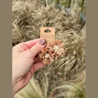 EindelijkLeuk Schattige Haarelastiekjes Bloem - Bloem Taupe - Haarelastiekjes - Elastiekjes Voor Meisjes - Haaraccessoires - Haaraccessoires Voor Meisjes - Mooie