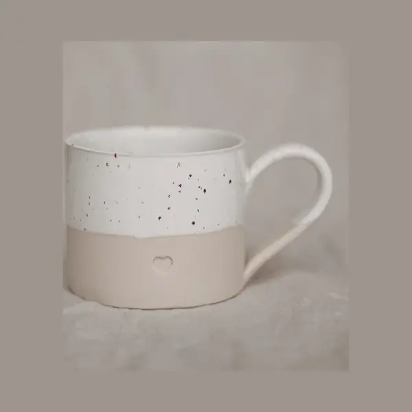 Mok Hart - Tas - Met Oor - Liefde - Aardewerk - Handgemaakt - Servies - Valentijn - Decoratie - Geschenk - Cadeau - Koffie - Thee - Origineel Cadeau - thumbnail