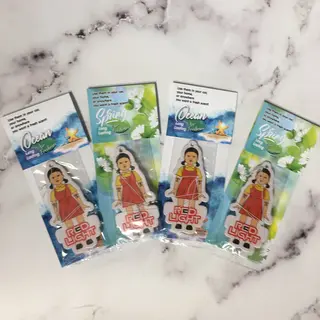 Baby Shower Chocolate Bekend Van Squid Game - Red Light Green Light - 4 Stuks - Auto Geur - Luchtverfrisser Set Van 4, Lente Geur Oceaan Parfum Merch Auto Accessoires