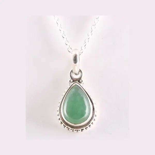 AsiAsia Bewerkte Druppelvormige Zilveren Hanger Met Groene Aventurijn Aan Ketting thumbnail