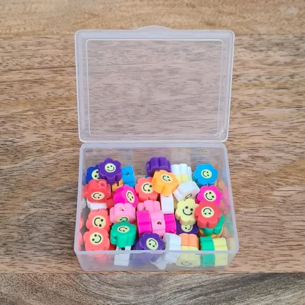 50 Stuks Kralen Bloem Smiley - 1 Cm - Figuurkralen - Kleikralen - Fimokralen - Bloem Emoji - Polymeer Kralen thumbnail