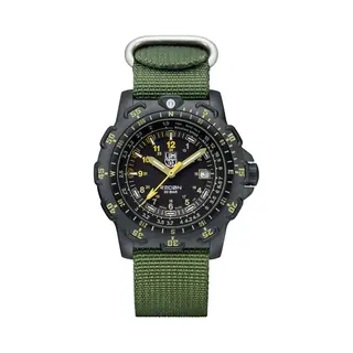 Luminox Men's 8826.Mi Recon Analog Display Analog Quartz Black Watch