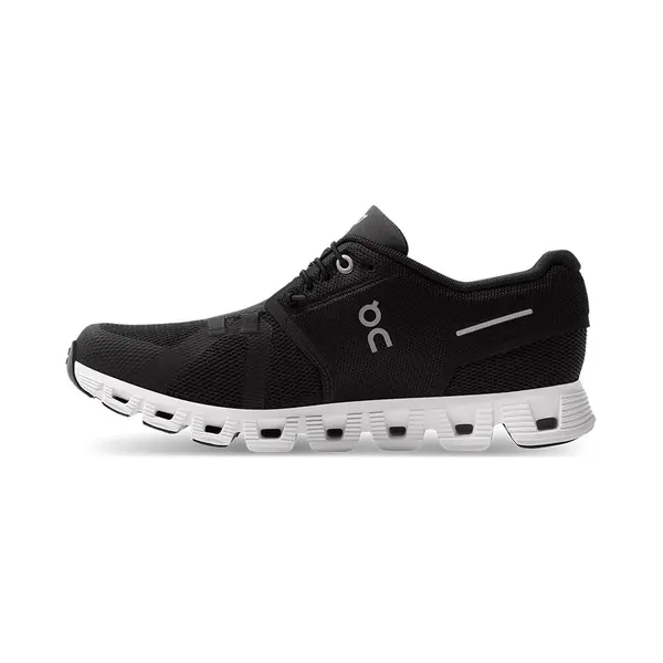 On Running On Cloud 5 Zwart Wit Dames Sneakers 59.98904 36.5 thumbnail