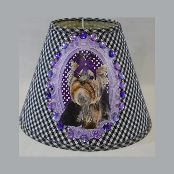ZoeZo Design - Lampenkap - Donkerblauwe Ruit - Met Afbeelding - Hond - Yorkshire - Terriër - Hoogte 18 Cm - Opening 11 & 24 Cm thumbnail