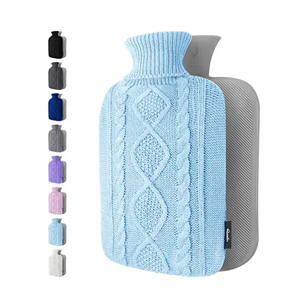 Qomfor Wärmflasche Mit Bezug – Weicher Premium Strickbezug – 1, 8l Groß Wärmeflasche, Wärmflasche Kinder, Bettflasche Für Erwachsene Für Kuschelige thumbnail
