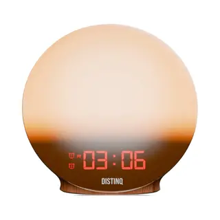 DistinQ Wake-Up Light – Wekkerradio Met Dubbele Wektijd – Slaaphulp Met Usb Aansluiting - Houtkleurig