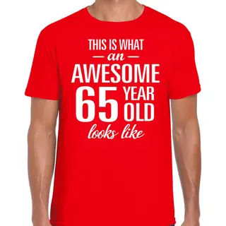 Bellatio Decorations Awesome 65 Year - Geweldige 65 Jaar Cadeau T-shirt Rood Heren - Verjaardag Cadeau M