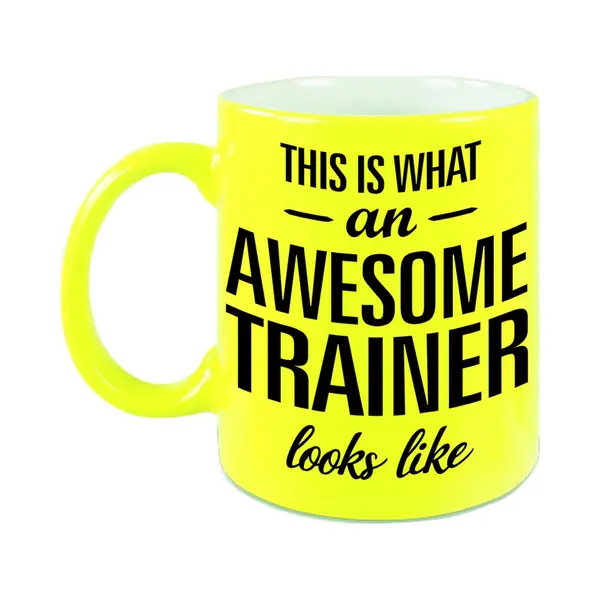Bellatio Decorations This Is What An Awesome Trainer Looks Like - Tekst Koffie Mok - Beker - Neon Geel - 300 Ml - Coach Cadeau thumbnail