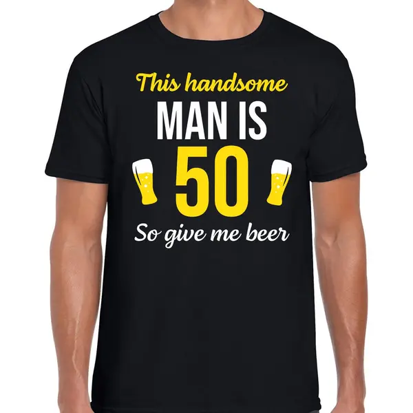 Bellatio Decorations Verjaardag T-shirt 50 Jaar - This Handsome Man Is 50 Give Beer - Zwart - Heren - Vijftig Cadeau Shirt M thumbnail