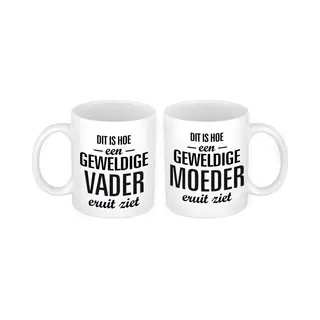 Bellatio Decorations Dit Is Hoe Een Geweldige Vader En Moeder Eruit Ziet Mok - Cadeau Beker Set Voor Papa En Mama - Moederdag En Vaderdag Cadeautje