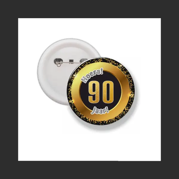 Mc Living Button Met Speld 58 Mm - Hoera 90 Jaar thumbnail