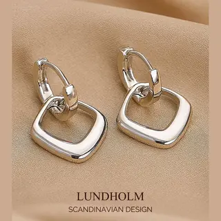 Lundholm Oorbellen Premium Stainless Steel Luxe Oorbellen Zilverkleurig - Julia Serie - Oorbellen Dames Zilver Hangers - Verjaardag Cadeau Cadeautje