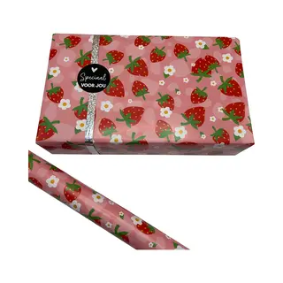 Inpakpapier Aardbei - 2 Rollen 70CM - Cadeaupapier - Stevig Luxe Inpakken - Jongen - Meisje - Man - Vrouw Hippekaartjeswinkel
