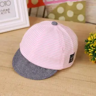 Roze Baby Petje - Babypet- Kinderpet - Baby Pet - Babycap - Cap - Zomerpetje - Gestreept Petje - Petje - Roze - Stof - Chpn