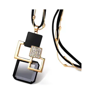 Nuvex Zwart-goudkleurige Ketting Voor Dames Met Geometrische Hanger En Grijze Steen – Ketting Met Hanger
