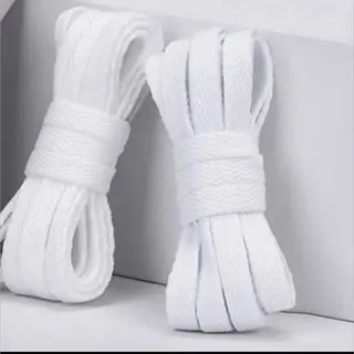 Sneaker Veters 130CM Geschikt Voor Sneakers - Off White - Gebroken Wit - 130cm - Veter - Laces - Platte Veter - Plat - 130 Cm - Sneaker - Schoen
