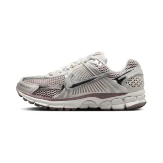 Nike Womens Zoom Vomero 5 Running Trainers HV6417 Sneakers Shoes (Uk 8 Us 10.5 Eu 42.5, Vast Grey Metallic Silver 001)