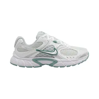 Nike V5 Rnr Damesschoenen Met Accenten Met Reflecterend Design - Wit