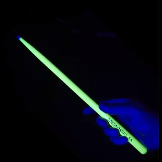Hornbeam 5A Drumsticks By Music Store, 40.4cm Length, 1.4cm Diameter, Acorn Tip, Uv Green Finish, Robust And Resistant