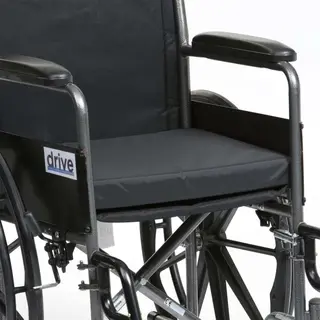 Drive Devilbiss Healthcare Rolstoelkussen - Zitkussen - 48 X 45 X 5 Cm - Rolstoelaccessoire - Anti-slip Onderkant - Afneembare Hoes