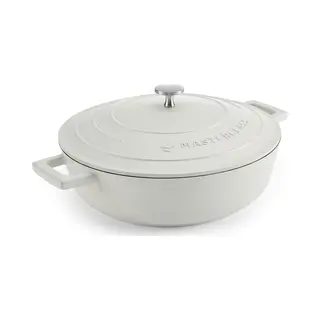 MasterClass Shallow Casserole Dish With Lid, Hob To Oven To Table Casserole Pan, Ultra Lightweight, Optimum Heat Conduction, 4L, Cream