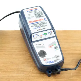 Tecmate Optimate 5 Select Ladegerät – Von 7, 5 Bis 120 Ah. Mit Manuellem Schalter, Für Die Wartung Ihrer 6v- Oder 12v-batterie. Ladegerät Ave