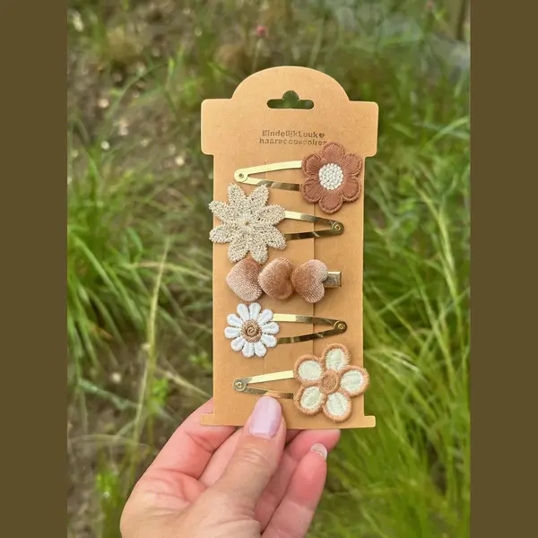 EindelijkLeuk Haarspeldjes Voor Meisjes En Baby's - Haarknipjes - Haarclips - Haarknipjes Bloem Bruin - Nude Haarknipjes - Kraamcadeau - Haarknipjes Witte Bloem - thumbnail