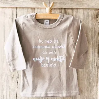Shirt Aankondiging Zwangerschap Ik Heb De Ooievaar Gebeld En Een Nichtje Of Neefje Besteld | Lange Mouw | Beige| Maat 104 | Tante Oom Neefje Nichtje