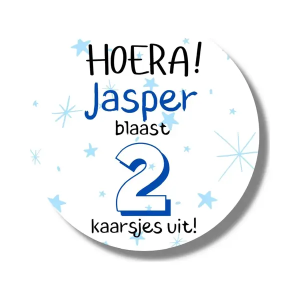 20 X Gepersonaliseerde Traktatie Stickers Verjaardag Blauw - Blaast Kaarsjes Uit - Naam En Leeftijd Kinderen - 4 Cm thumbnail