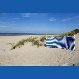 Pino-Sol Topper!! Strand Windscherm Azur Blauw - Wit - 5 Meter Sterk Dralon Met 2 Delige Stokken 180 Cm - Strand - Tuin - Camping - Windscherm