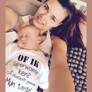 Shirtje Baby Korte Mouw Jongen Of Meisje Tekst Of Ik Superwoman Ken? Je Bedoelt Gewoon Mijn Tante | Korte Mouw T-Shirt | Wit Zwart | Maat 62 | Leukste
